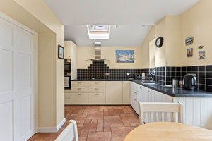 Kitchen/Diner- click for photo gallery